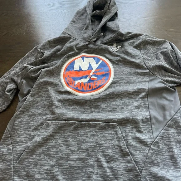 NHL New York Islanders hoodie - Picture 1 of 3